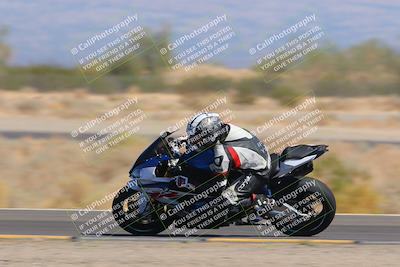 media/Oct-09-2022-SoCal Trackdays (Sun) [[95640aeeb6]]/Turn 15 Inside Distant Pans (1145am)/